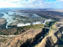 直升機俯瞰維多利亞瀑布Victoria Falls . 尚比西河遊船Zambezi River