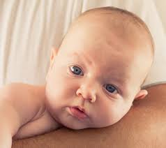 Hallo, keine ahnung, ob ich hier richtig bin; Schiefkopf Und Plattkopf Beim Baby Das Hilft Bei Kopfverformung
