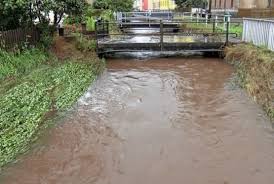 Gewässerkundlicher monatsbericht mit vorläufiger auswertung des hochwassers juni 2013. Hochwasser Alarm Nach Starkregen In Lichtenstein Blick Westsachsen