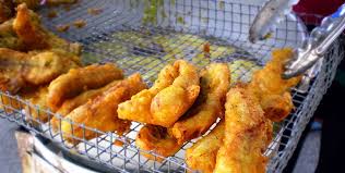 Manis, gurih, dan mengenyangkan, pisang goreng cocok untuk cemilan saat belajar, bekerja, atau nonton acara kesukaan. Jangan Salah Pilih Ini 4 Jenis Pisang Yang Pas Untuk Digoreng Simak Juga Tips Agar Pisang Goreng Renyah Tahan Lama Semua Halaman Bobo