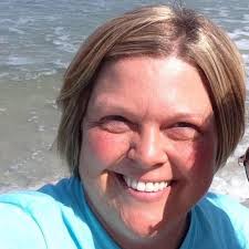 Tom Bose is our treasurer and deserves thanks for all the work he does for  us. Here he is with Mary Ann and the spirits of Dan Ackroyd and John  Belushi.