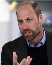 O Príncipe William durante uma visita à instituição Millenium House para  lançar uma nova parceria entre a Homewards e o LGB. Como um novo Ativador  do Homewards, LBG fornecerá £ 50 milhões