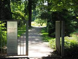 Besucher müssen sich allerdings auf einschränkungen einstellen. Botanischer Garten Krefeld Wikipedia