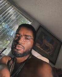 Michael Banton's Instagram, Twitter & Facebook