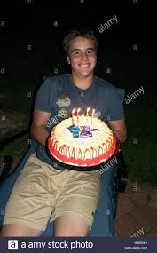 Happy Birthday Cake For Teenager Boy 27 Pretty Picture Of Birthday Cake For Teenager Boy Birijus Com Cakes For Teenagers Teenage Boy Birthday Birthday Images
