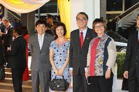 26), after it was announced that he would be. Singapore Delegation Posing For A Photo During Welcome
