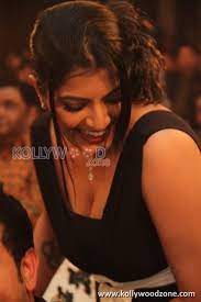 Actress varalakshmi hot pics : Hot Varalakshmi Cleavage Stills 331131 Actress Varalaxmi Sarathkumar Gallery