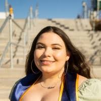 300+ profilů „Cutone“