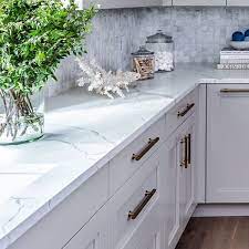 This article lists out 11 stunning choices that will bring life into your kitchen or bathroom. The 10 Most Popular Quartz Countertop Colors For 2021