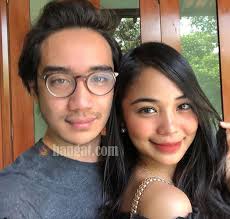 Kenali Aazief Khalid, Anak Tiri Siti Nurhaliza Yang Sedang Hangat Bercinta 