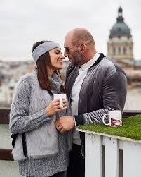 A szerelmesek hosszú ideje próbálkoztak, a pici azonban maga döntött az érkezéséről. Berki Krisztian A Felesege Nelkul Nem Tudna Elni Habostorta Hu