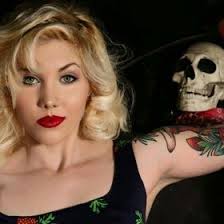 Shannon Barry (shenaniganzzzs)