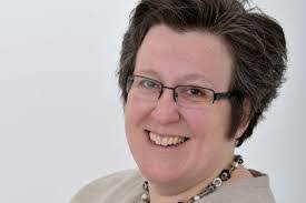 Miranda Francis's Instagram, Twitter & Facebook