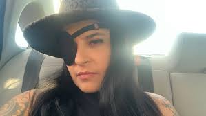 Fundraiser by Roxanne Gomez : Help me see again