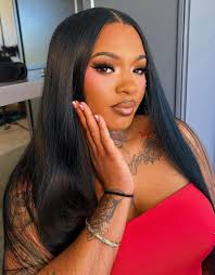 who is the smallest heavy hitter?