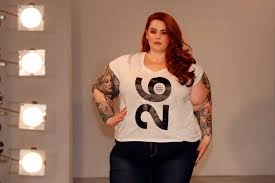 Size 22 Plus Size Model Tess Holliday Says A Lot Of