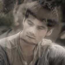 Dining in the Bathtub: A Unique Experience with Thomas