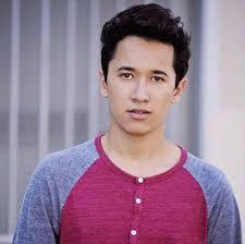 Scott Valdes's Instagram, Twitter & Facebook