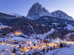 Getting to val gardena is easy and comfortable. Holidays In The Dolomites Apartments Villa Mastle In Santa Cristina Val Gardena