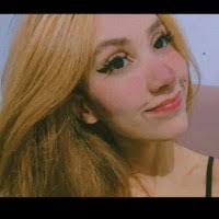 Helen Souza's Instagram, Twitter & Facebook