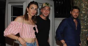 Their goal is to find and destroy the leader of this new and very dangerous terrorist organisation that is trying to trouble our country and eradicate it. Soz Dizisinin Kesanli Si Gorkem Sevindik Iliskimiz Guzel Gidiyor Son Dakika Magazin Haberleri