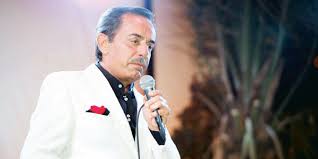 صابر الرباعي يغني لـ ملحم بركات saber rebai sings melhem. Ù‡ÙƒØ°Ø§ Ø£Ù…Ø¶Ù‰ Ù…Ù„Ø­Ù… Ø¨Ø±ÙƒØ§Øª Ø£ÙŠØ§Ù…Ù‡ Ø§Ù„Ø£Ø®ÙŠØ±Ø©
