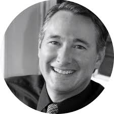 Cómo las Oportunidades de Crecimiento y Desarrollo para Equipos Virtuales  Impulsan el Compromiso de los Colaboradores