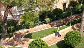 Découvrez la fiche métier entrepreneur paysagiste. Le Metier D Agent D Entretien Des Espaces Verts H F Pole Emploi