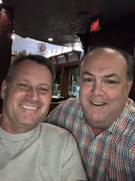 Who makes the best upscale pizza in the Twin Cities? What's your go-to when  suffering a pizza withdrawal emergency? Come join our group Drew's Friends  and Foodie Fetishes!