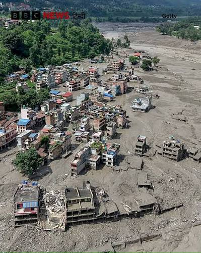 नेपाल के उत्तरी हिस्सों में बुधवार सुबह आई भीषण बाढ़ के बाद भारी जान-माल के  नुक़सान की आशंका जताई गई है. बाढ़ में कई गांव बह गए और एक पनबिजली ...