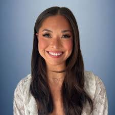 Joann Hanson's Instagram, Twitter & Facebook