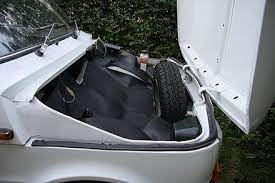 Fiat 500s, a few fiat 600s and fiat 126s slideshow most of these cars were pictures of competitors in an uphill slalom contest and most of them are powered. Fiat 126 Wikiwand