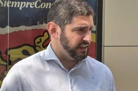 Nolasco (Vox) acusa al PP de "blanquear" al PSOE al participar en la  Conferencia de Presidentes