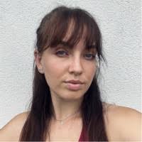 70+ profilů „Beáta“