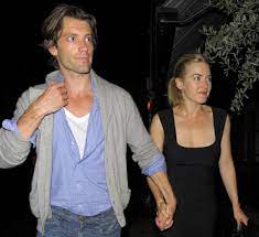 Though joe lives most of his life out of. Sam Mendes Starportrat News Bilder Gala De