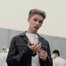 He was born in sydney, australia on september 15th, 2000. Only Stray Kids Remember Lee Felix On The Left And Facebook