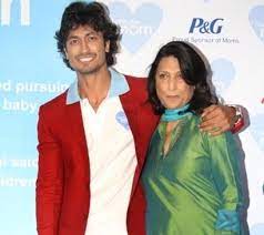See more of vidyut jammwal fan family on facebook. Vidyut Jammwal Height Weight Age Girlfriend Biography Family