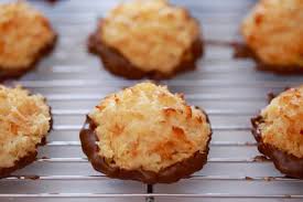 3 Ingredient Coconut Macaroons Recipe Gemma S Bigger Bolder Baking Recipe Coconut Macaroons Recipe Coconut Macaroons Macaroon Recipes