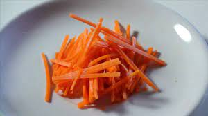 To julienne a carrot, first cut ends off the carrot and peel. Knife Skills How To Julienne Carrots Youtube