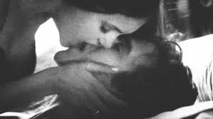 Gentle Kiss GIFs - Find & Share on GIPHY