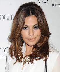 See pictures of eva mendes with different hairstyles, including long hairstyles, medium hairstyles, short hairstyles, updos, and more. Eva Mendes Hairstyles Hair Cuts And Colors