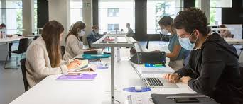Código de ética de los estudiantes de la unadm. La Universidad Promete Ayudas Economicas Para Que Ningun Estudiante Se Quede Fuera Economia Cinco Dias