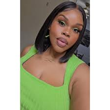 Finally a flavor that's not all spicy😅 Doritos has released their new  Solid Black Spicy Pineapple Jalapeño🔥🍍 So far these have been spotted at  Target!! Next week the party size bag is