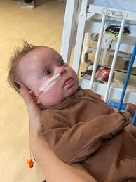 Amy and Maggie "enjoying" bath time! 🐶 🛁