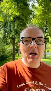 Crack by Mickael Chatelain