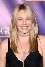Andrea Roth