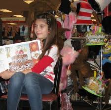 Limestone Creek Elementary celebrates reading at Literacy Night