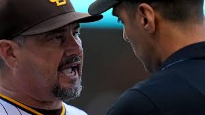 Machado hits a home run and a 2-run, go-ahead single to lift the Padres  over the Dodgers 8-3