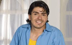 Jimmy vasquez is an actor, known for nuevo rico, nuevo pobre (2007), luna, la heredera (2004) and el cartel de los sapos (2008). Jimmy Vasquez Un Camaleon En Pantalla