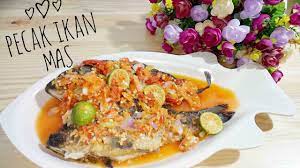 Lazimnya bahan utama yang sajian pecak ini ialah ikan gurami. Resep Pecak Ikan Mas Enak Pedas Mantap Youtube